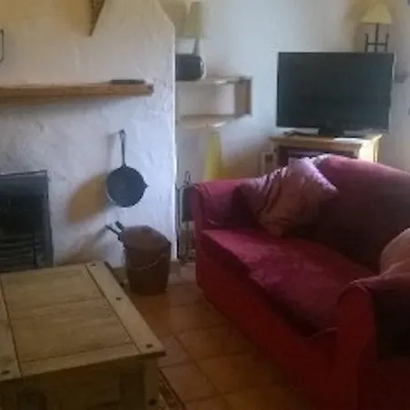 Bayview Holiday No15a * Dunmore East
